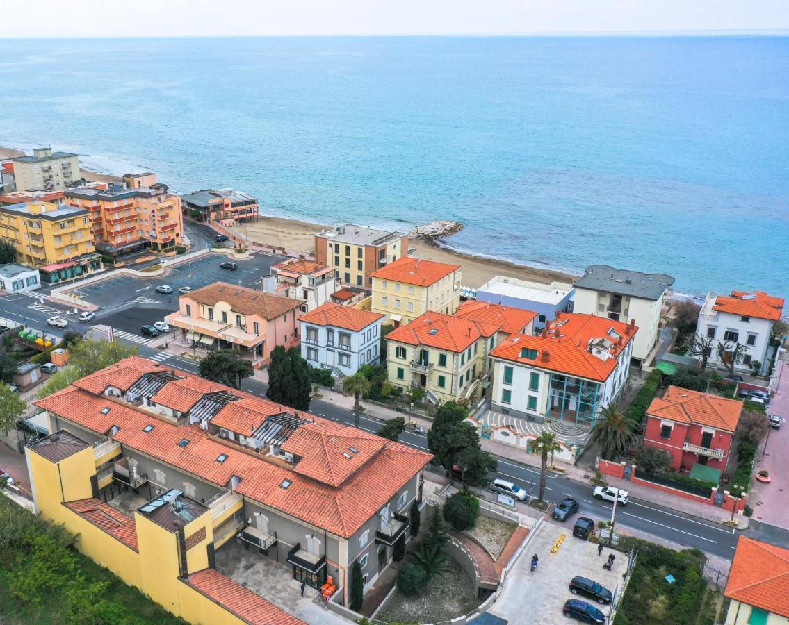Casa Aurea Tre Posti Letto A 30 Metri Dal Mare Daire San Vincenzo Dış mekan fotoğraf